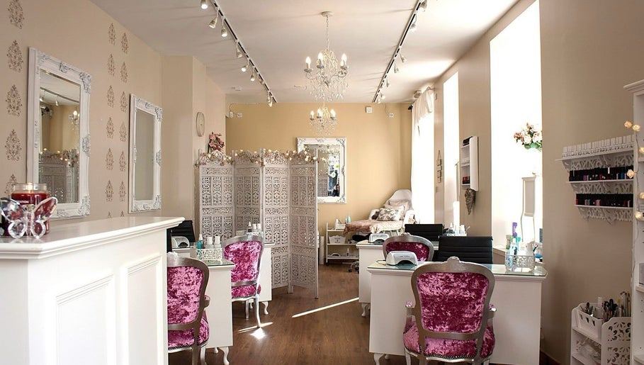 Amanda's Beauty Boutique صورة 1