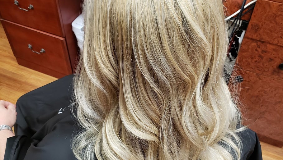 Hair By Sharlene @ The Hairapist obrázek 1