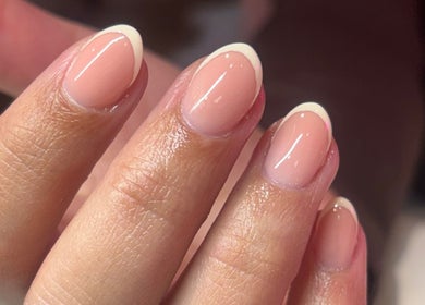 French manicure at Boxmoor Beauty Room in Hemel Hempstead, England, GB.