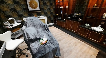 Karismha Health & Beauty Salon, Hatch End imaginea 2