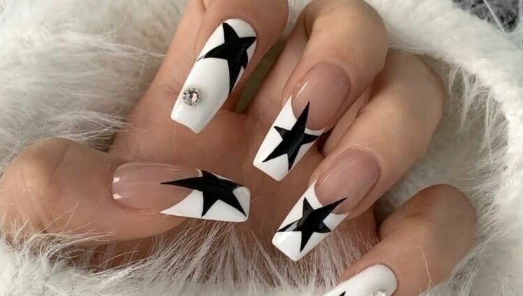 MM Nails and Beauty afbeelding 1
