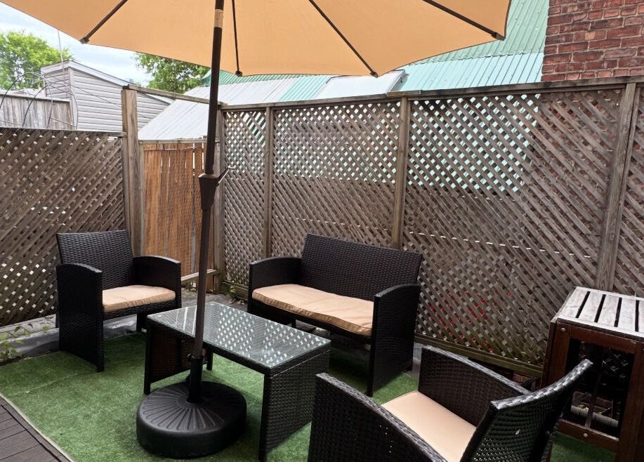 Relaxing patio seating at Lehita Lashes Artistry, Montréal, Québec, CA. Perfect for soothing outdoor moments.