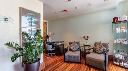 Altispa - Montreal Airport - Marriott