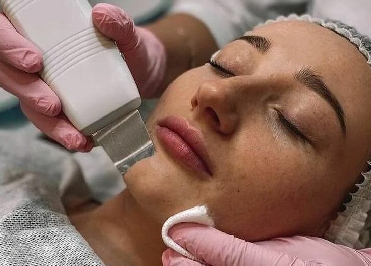 Facial treatment at Royal Nordic Beauty Salon, Dubai, AE for skin rejuvenation. Expert care with modern technology.