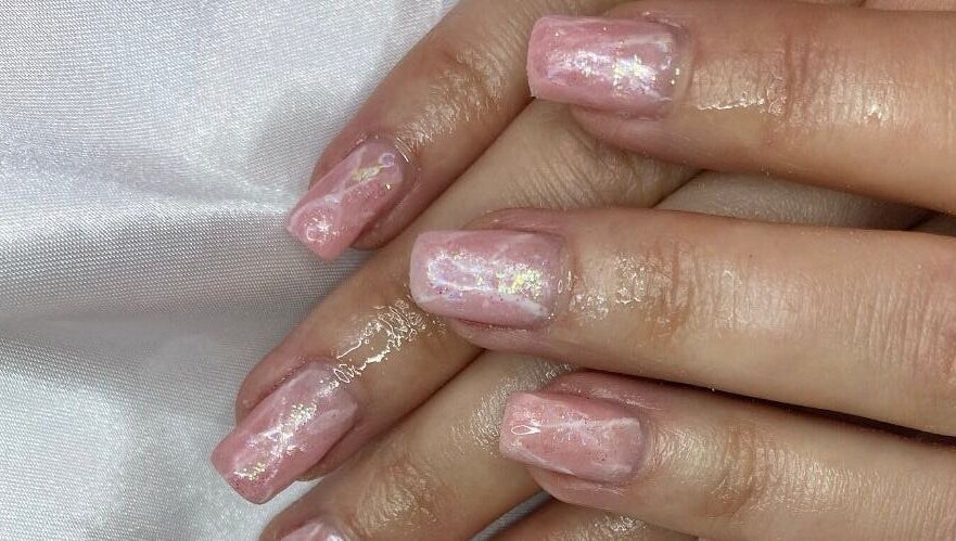 Diamond Nails & Aesthetics Ltd. صورة 1