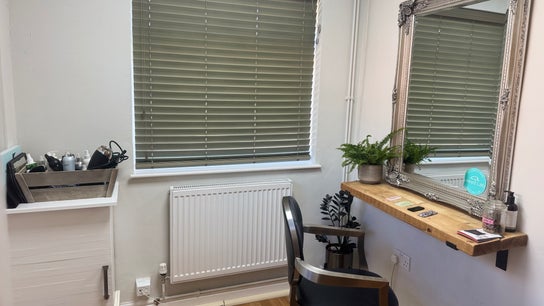 Gemma B Holistic Hairdressing