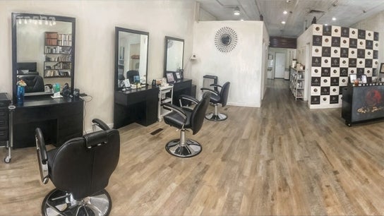 Pari's Hair and Beauty Salon