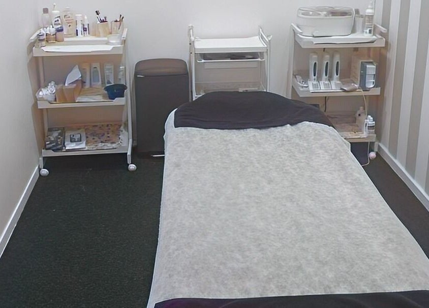 Relaxing treatment room at Pari's Hair and Beauty Salon, Hamilton, Waikato, NZ, equipped for ultimate comfort.