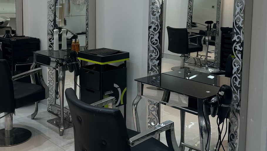 Saks21 Beauty Salon image 1