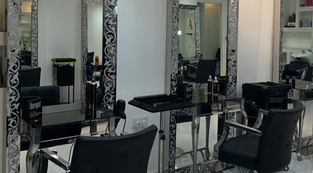 Saks21 Beauty Salon image 3