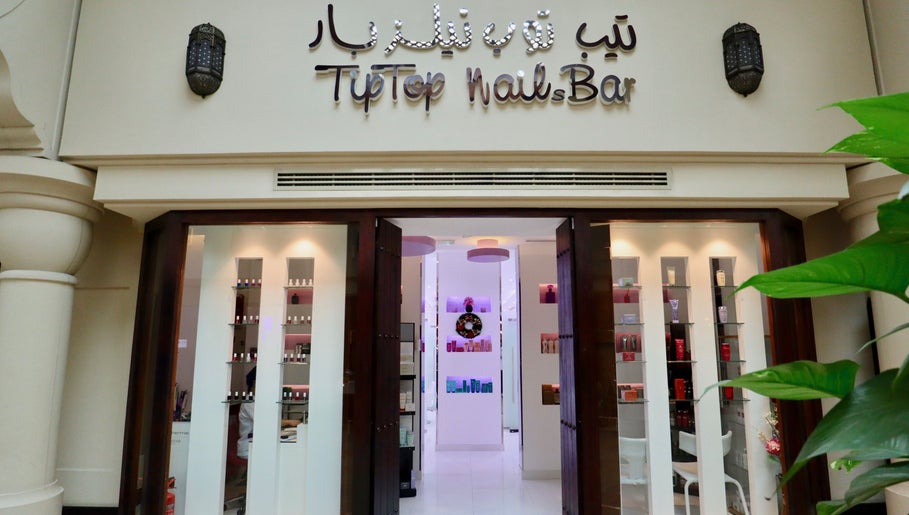 Tip Top Nails Care - Downtown Dubai image 1