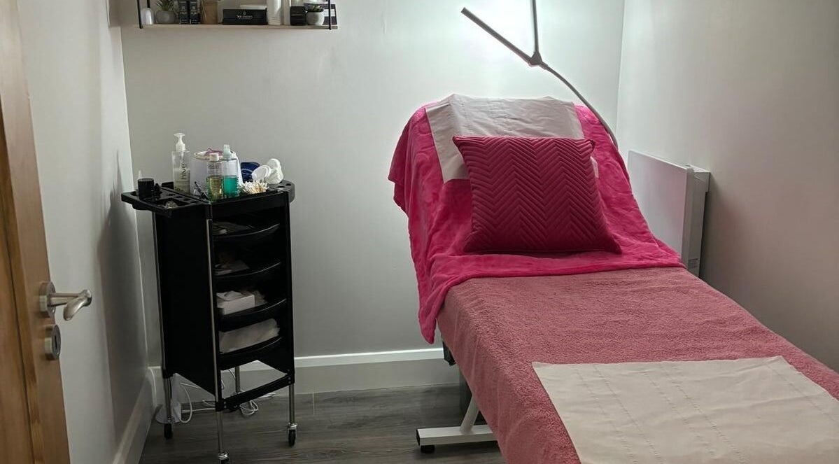 Treatment room with pink linens at Lisashealth&beauty, Clarinbridge, County Galway, IE.