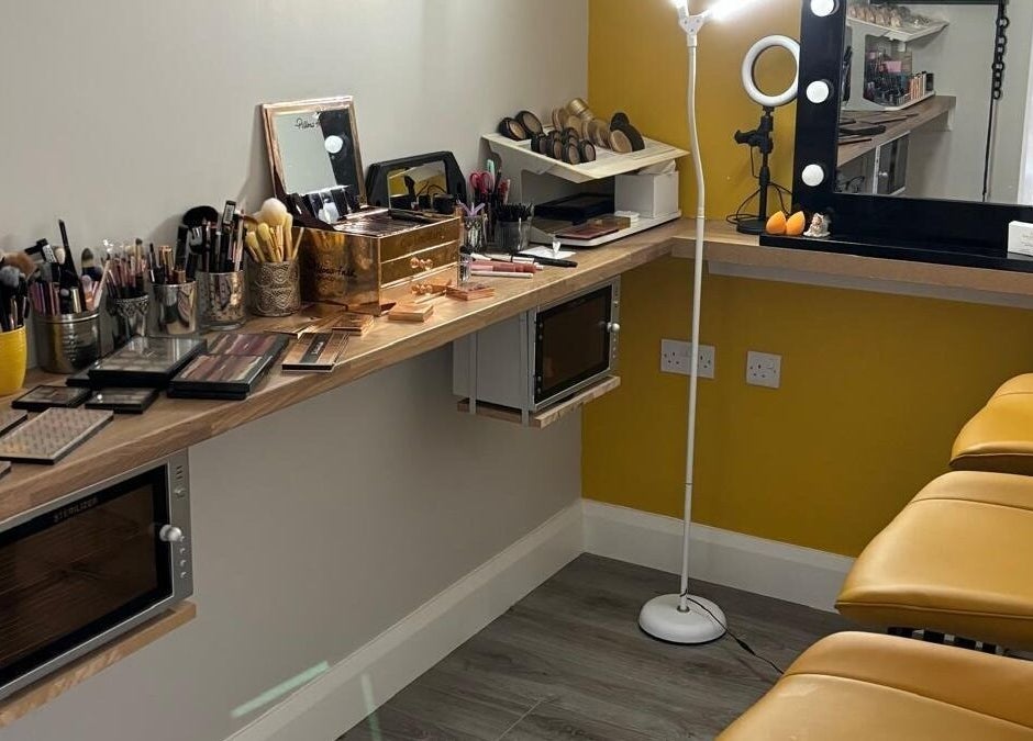 Makeup station with mirror and brushes at Lisashealth&beauty, Clarinbridge, County Galway, IE.