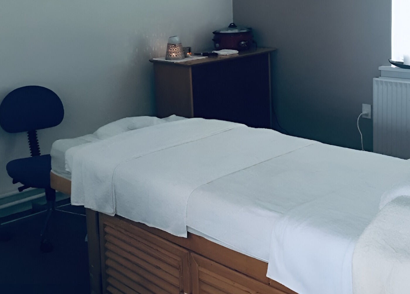 Massagebriks i Patty Wellness Thai Massage, Skanderborg, DK, indbydende indretning til afslapning.