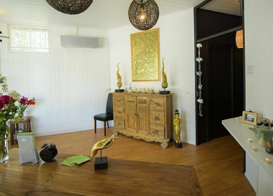 Elegant reception at White Orchid Thai Day Spa in Toowong, Queensland, AU with decor and flowers.