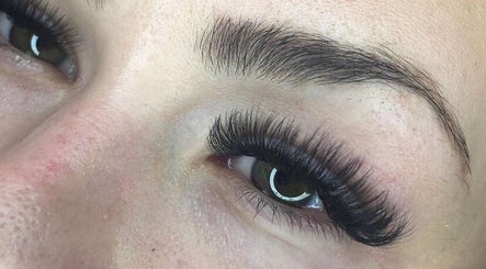 Outlaw lash co. image 3