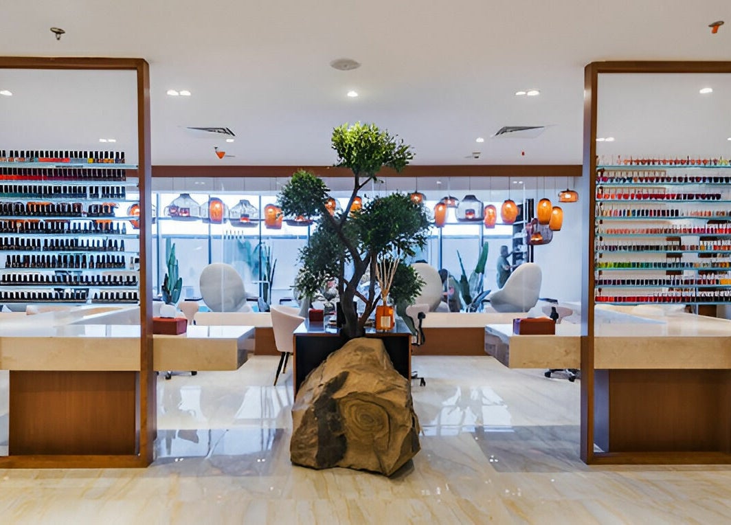 Modern nail salon at Naeeman Garden Hotel نعيماً فندق جاردن, Jabriya, Hawalli Governorate, KW with chic decor.