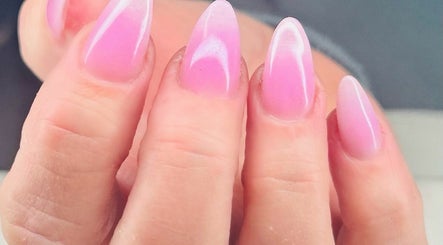 Truly Madly Nails & Beauty image 3
