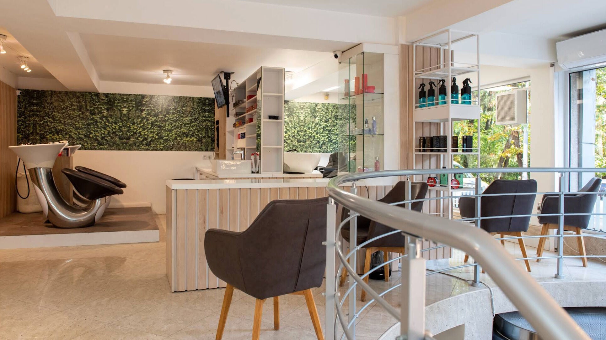 Интериор на Pellucci / Пелучи кв. Лозенец в София, Област София, BG със стилно обзавеждане.