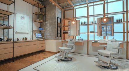 Akin Barber & Shop Burj Al Salam, bild 2