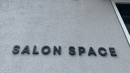 Taylor (itsablondevibe)