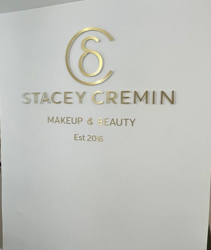 Stacey Cremin Makeup Studio Bild 2