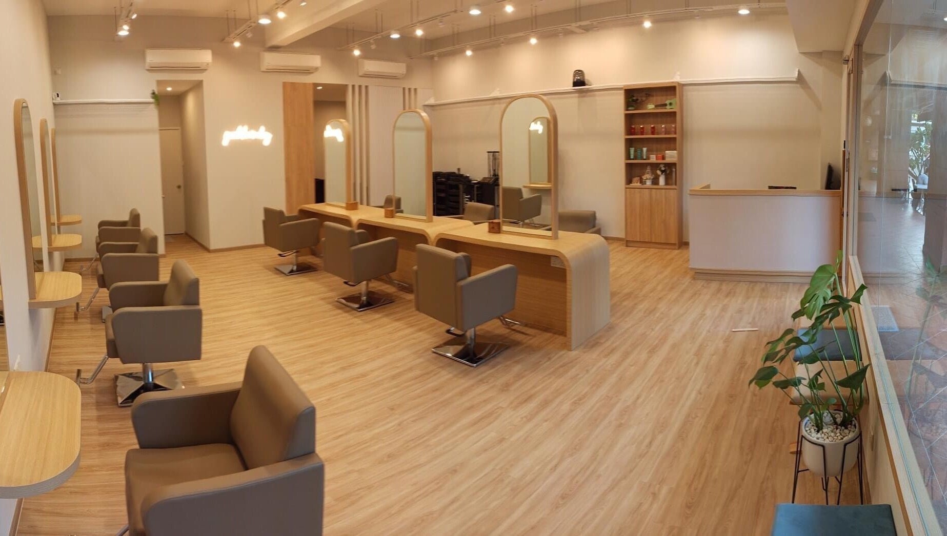 Interior of Twt Hair Studio in Petaling Jaya, Selangor, MY showcasing modern salon design.