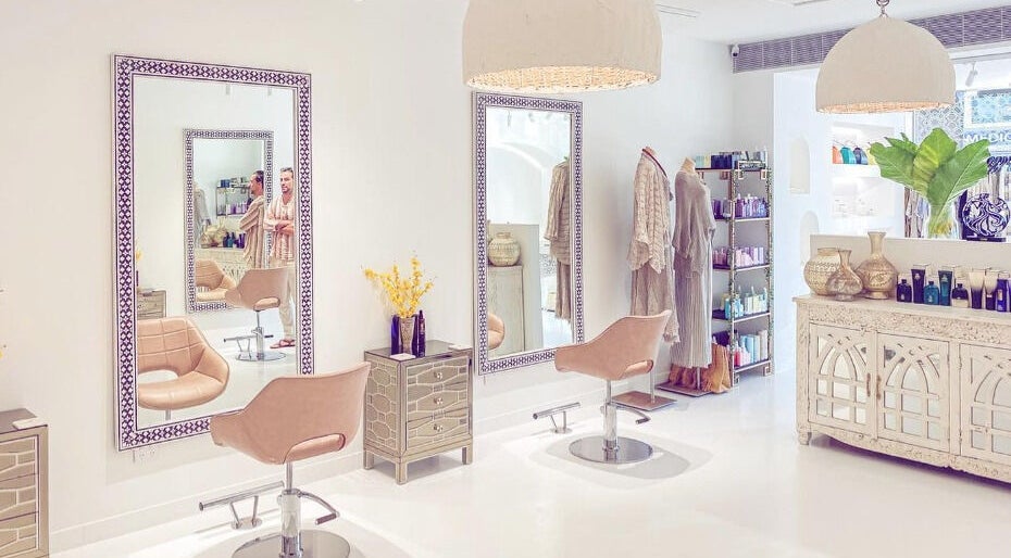 Elegant salon at Jacob Zinsli Salon, Surfers Paradise, Queensland, AU featuring chic mirrors and stylish decor.