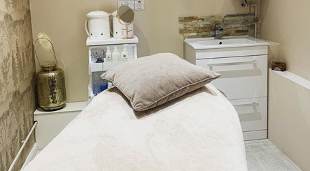 The Beauty Lounge image 2