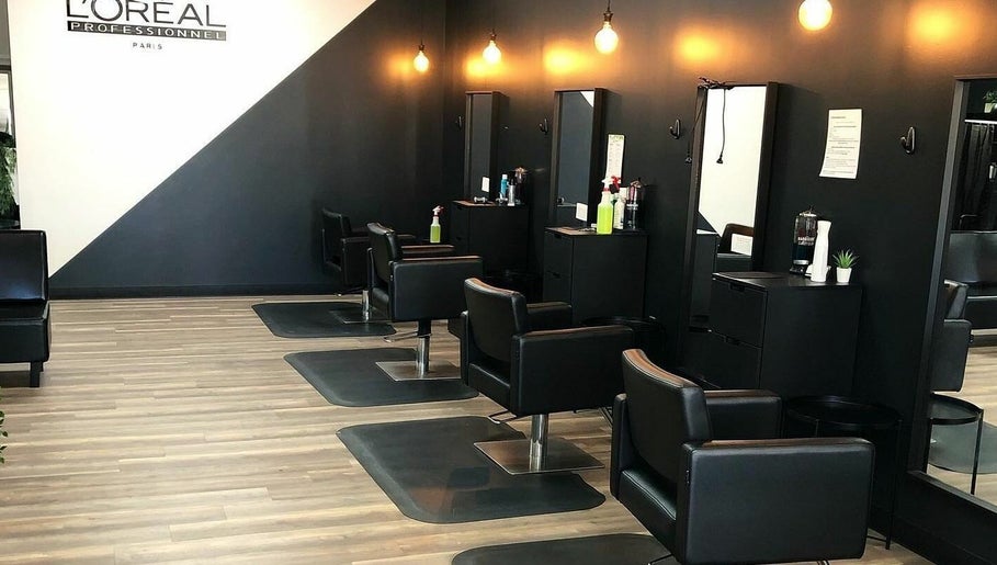 Five Zero Six Salon afbeelding 1