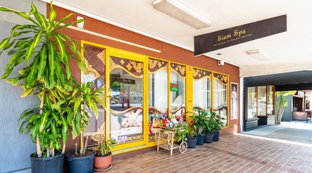 Siam Spa Thai Massage and Remedial Massage in Morningside, Queensland, AU with vibrant decor and lush plants.