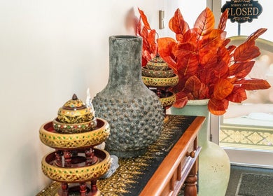Elegant decor at Siam Spa - Therapeutic Massage & Wellness Morningside, Queensland, AU.