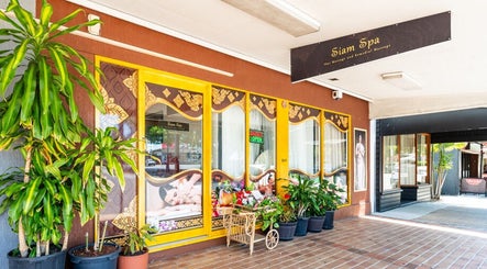Siam Spa - Therapeutic Massage & Wellness Morningside's vibrant entrance in Morningside, Queensland, AU.