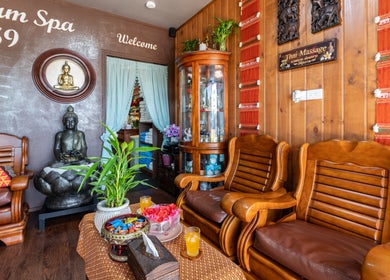Relaxing lobby at Siam Spa 159 - Therapeutic Massage & Wellness in Morningside, Queensland, AU.