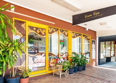 Entrance of Siam Spa - Therapeutic Massage & Wellness Morningside, Morningside, Queensland, AU with plants and decor.