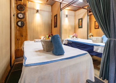 Peaceful massage room at Siam Spa 159 - Therapeutic Massage & Wellness, Morningside, Queensland, AU.