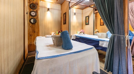 Peaceful massage room at Siam Spa 159 - Therapeutic Massage & Wellness, Morningside, Queensland, AU.