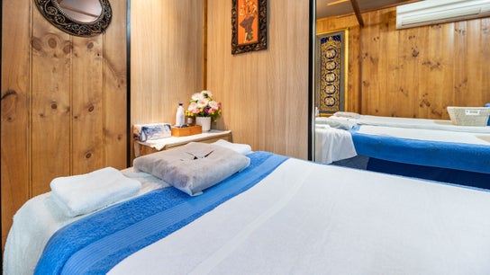 Siam Spa 159's serene massage room in Morningside, Queensland, perfect for therapeutic relaxation.