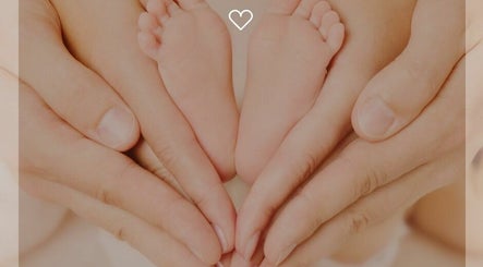 Baby Massage,  Treatments for Mums billede 3