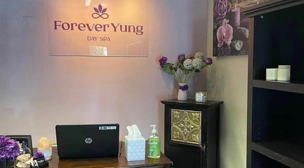 Forever Yung Day Spa, bild 2