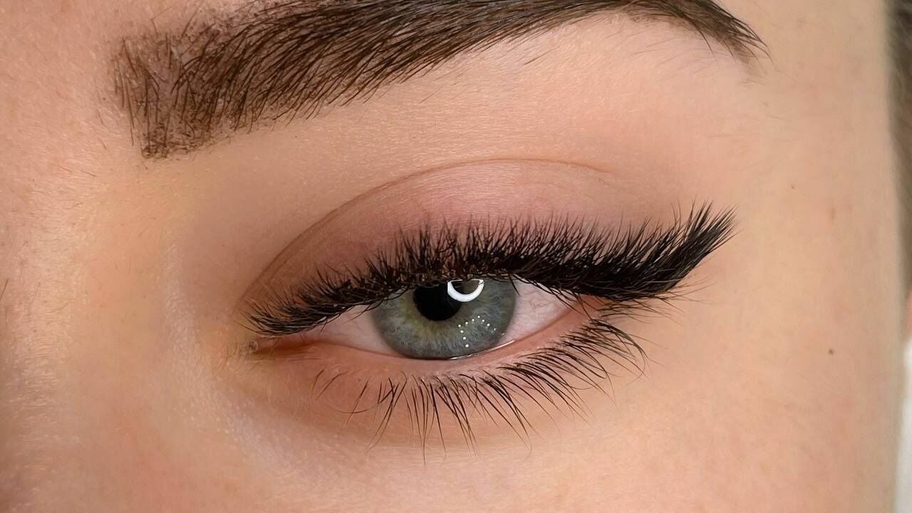 Nyka's Extensions UK, 3 Limes Avenue Chigwell Fresha