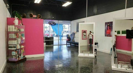 NY Dominican Salon image 2