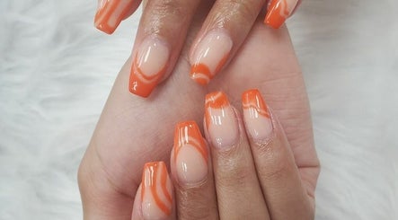 Classic Nails and Spa afbeelding 2