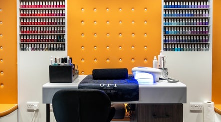 Nail Lounge & Spa (Western Rd Brighton) slika 3