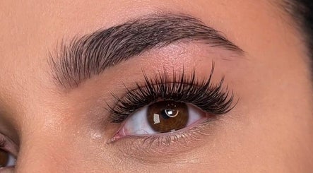 Image de Anastasia Lash Expert 2