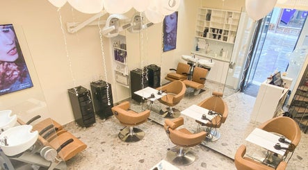 Lassana frizerski salon - Čopova 2