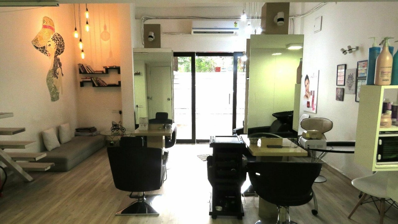 Best salons for permanent hair straightening and hair relaxing in Mumbai |  Fresha
