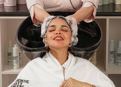 Relaxing hair wash at Posh N Polish Nail Spa & Salon in Al Hofuf, Eastern Province, SA.