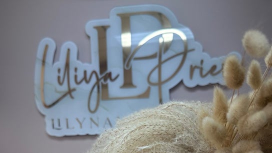 Lilynailsmaster Forest Hills