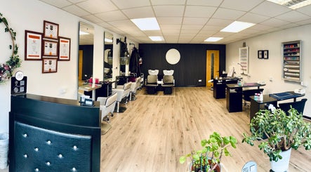 AP Hair & Beauty